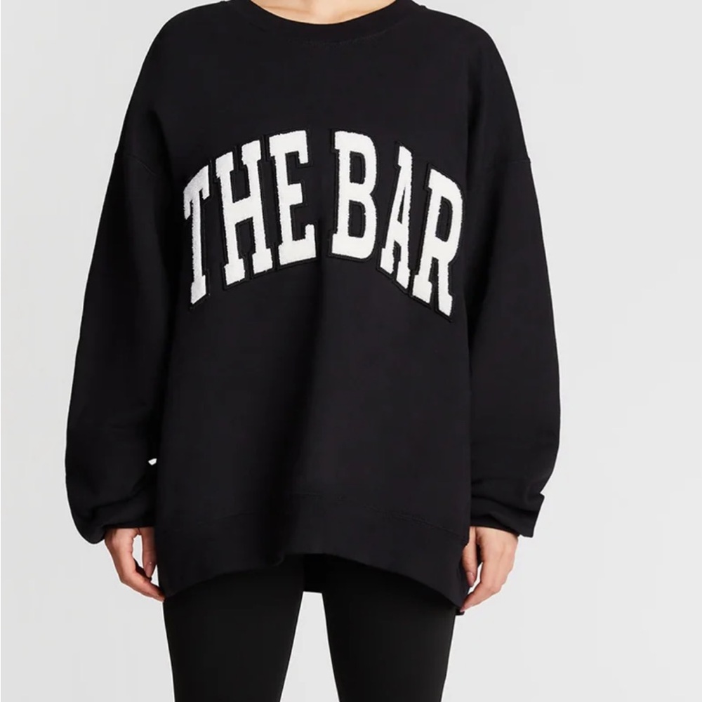 Black Arlo 'THE BAR' Sweatshirt - shearling writing